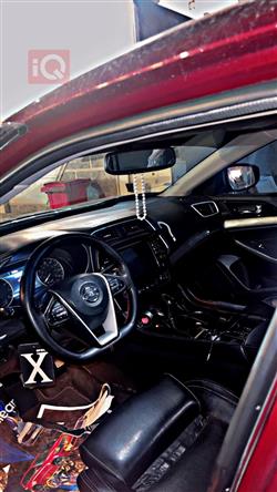 نيسان ماكسيما